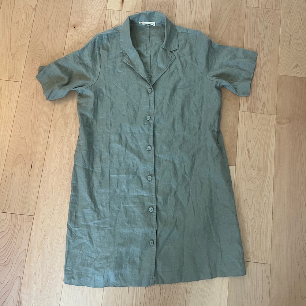Everlane Sage Green Short Sleeve Dress - Picture 5 of 8